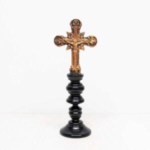 Cruz con Cristo Crucificado imitación a bronce