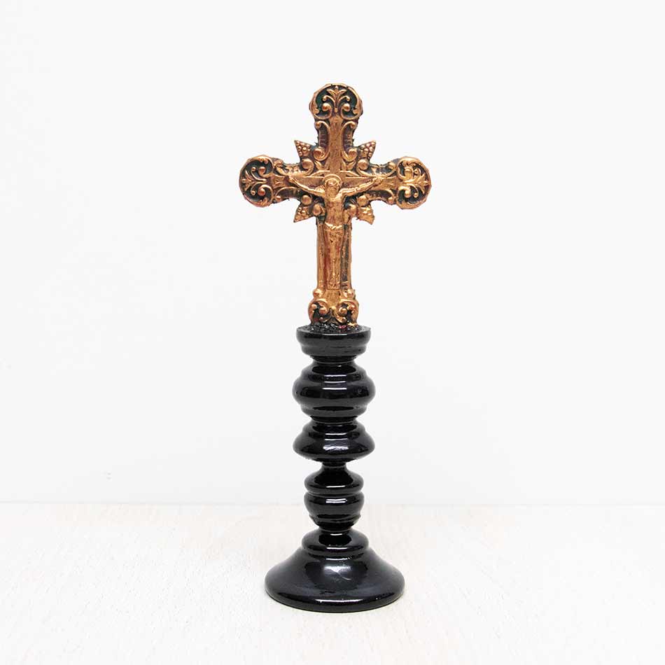 Cruz con Cristo Crucificado imitación a bronce