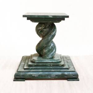 Pedestal imitación mármol verde