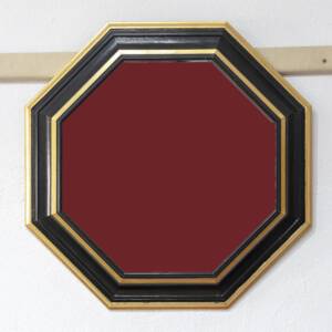 Marco octogonal negro y dorado en pan de oro