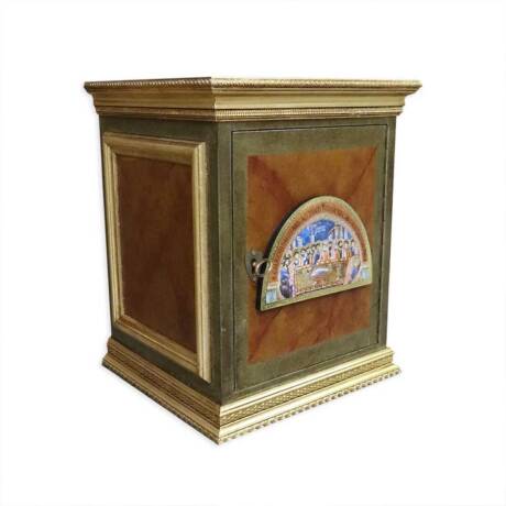 Sagrario imitación mármol y pan de oro