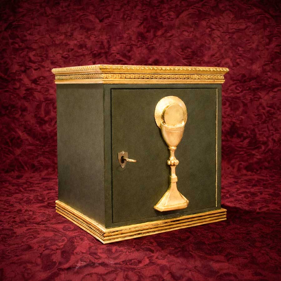 Sagrario verde con cáliz